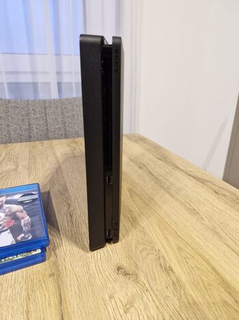 Buy Ps4 slim +2 pultai +žaidimai