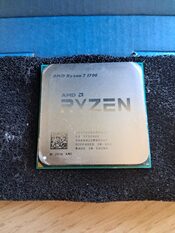 AMD Ryzen 7 1700 3.0-3.7 GHz AM4 8-Core CPU