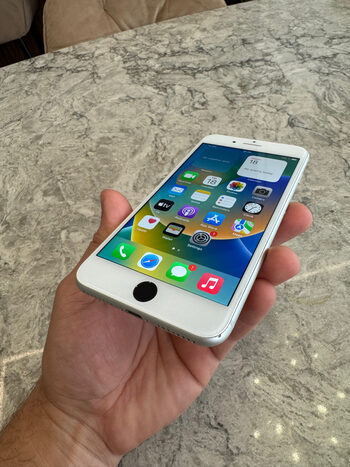 Apple iPhone 8 Plus 64GB Silver