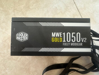 Cooler Master Silent Pro Hybrid ATX 1050 W 80+ Gold Modular PSU