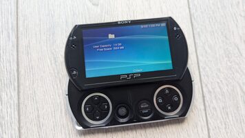 Atrištas PSP Go 16gb + 37 žaidimu