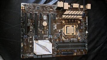 Asus Z170-E Intel Z170 ATX DDR4 LGA1151 3 x PCI-E x16 Slots Motherboard