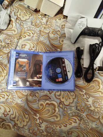 PS5 konsole + Assassins Creed Mirage for sale