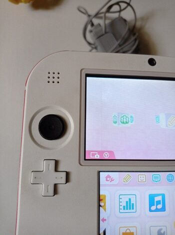 Buy Nintendo 2ds blanco y roja con cargador original 