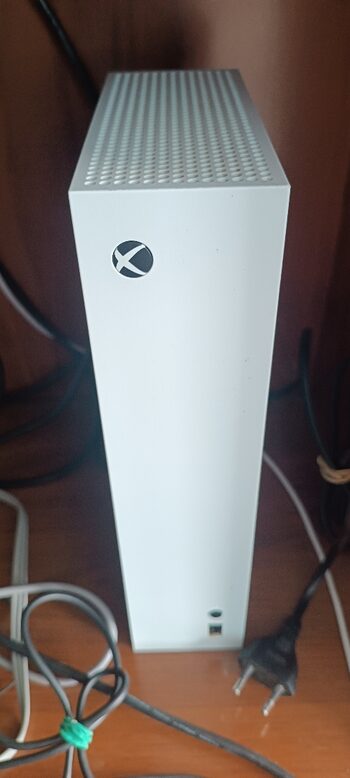 Xbox Series S + 2 Mandos