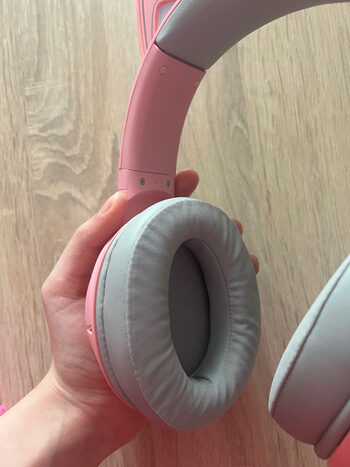 Razer Kraken v2 bt kitty edition Ausinés