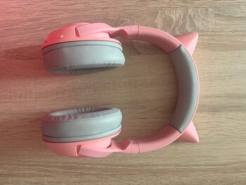 Razer Kraken v2 bt kitty edition Ausinés