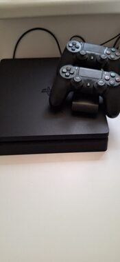 PlayStation 4 Slim, Black, 1TB + 2 pulteliai + pultelių pakrovimo stotelė