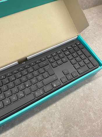 Get Logitech Slim Combo MK950 belaidė klaviatūra su pele