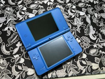Atrištas Nintendo DSi XL mėlynas (JP)