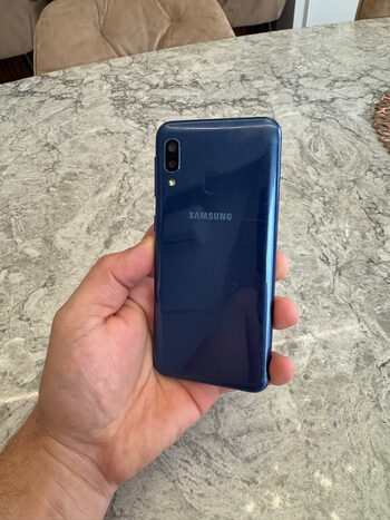 Samsung Galaxy A20e Blue