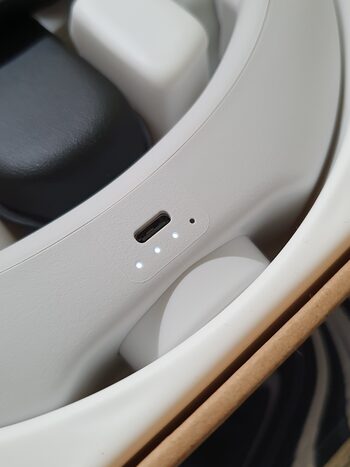 KIWI design Quest 2 Head Strap Baterija + Ausines (Naujas)