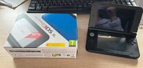 New Nintendo 3DS XL, Black & Blue