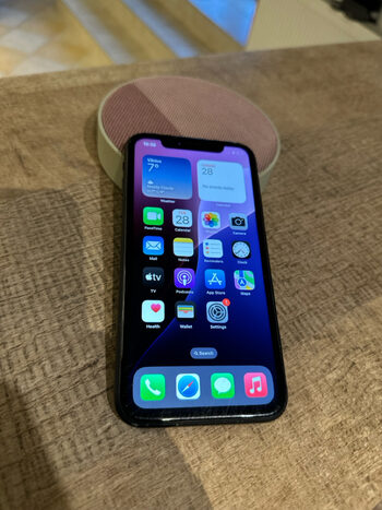 iPhone Xr juodas 64gb