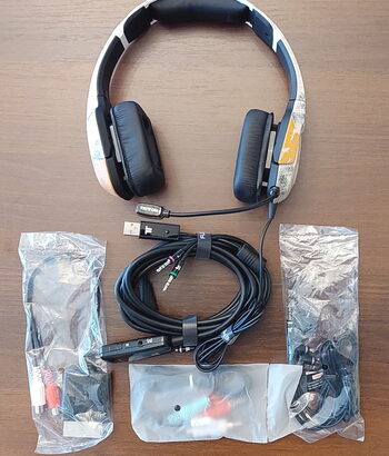 Get TRITTON Titanfall Kunai Stereo Headset for Xbox 360 & PC