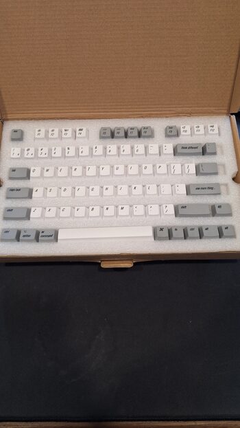 Pirkti Keychron OEM Profile PBT Retro keycaps | ENEBA
