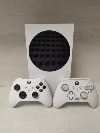 Xbox Series S, White, 512GB su dviem pulteliais. Su metų garantija