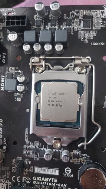 Combo gigabyte H110m + procesador i3 7100 + 4 RAM