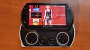 PSP Go (N1000) Atrištas