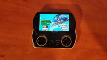 PSP Go (N1000) Atrištas