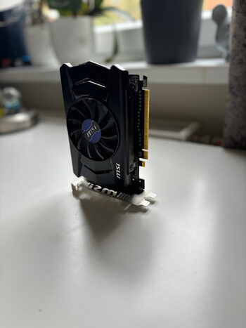 MSI GeForce GTX 750 1 GB 1059-1137 Mhz PCIe x16 GPU