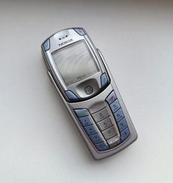 Nokia 6820