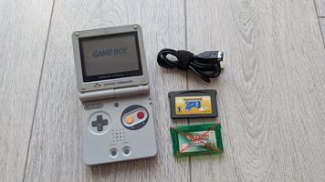 Nintendo Game Boy Advance SP / SNES Edition