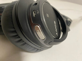 Buy Sony MDR-ZX770BN