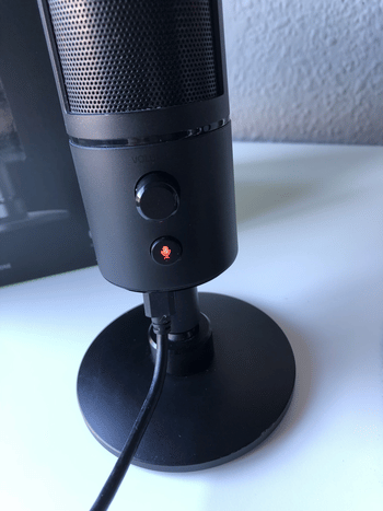 Get Micrófono Razer Seiren X