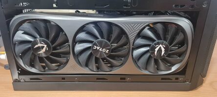 Zotac Gaming GeForce RTX 4070 Ti Trinity 12GB