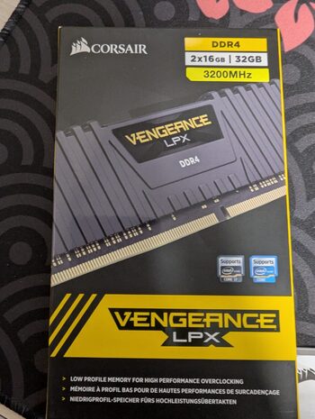 Corsair Vengeance LPX 16 GB (2 x 8 GB) DDR4-3200 Black PC RAM