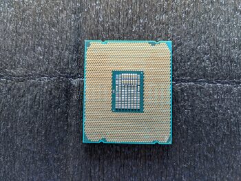 Intel Core i7-7820X 3.6-4.5 GHz LGA2066 8-Core CPU