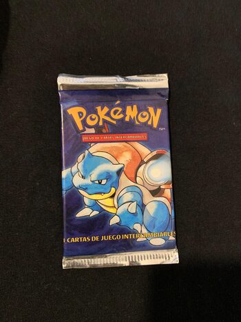 Sobre HEAVY Base Set Blastoise - Pokemon Sellado