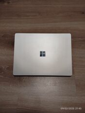 Microsoft Surface Laptop Go Intel i5-1035G1 Intel UHD Graphics G1 / 8GB DDR4 / 128GB NVME / 26 Wh / Wi-Fi 6 AX200 / Sandstone