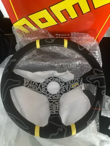 Volante MOMO 35cm NUEVO