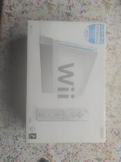 Get Consola Wii + 2 mandos + 2 joystics