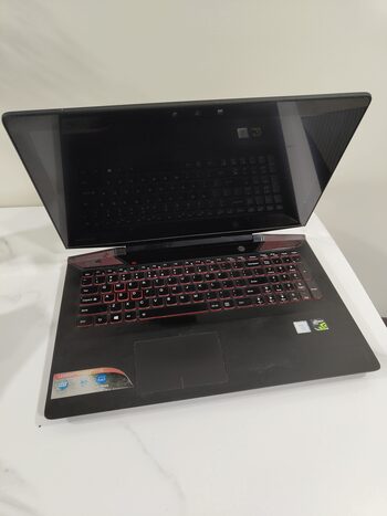 Lenovo Y700