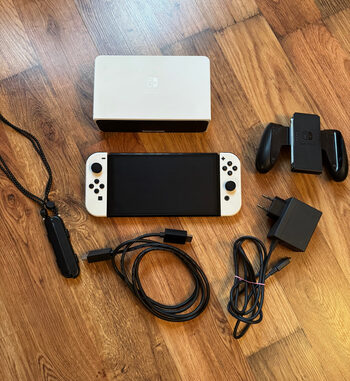 Nintendo Switch OLED 64GB