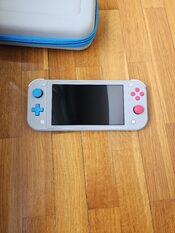 Nintendo Switch Lite Edicion Especial Zacian Zamazenta