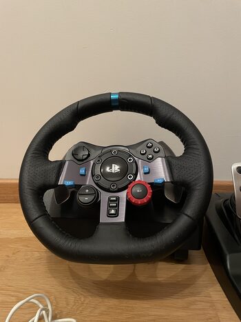 Logitech g29 vairas + pedalai 