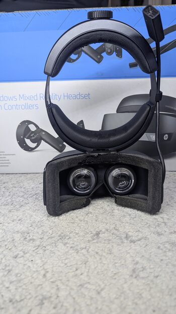 Windows Mixed Reality Headset with Controllers Hp for sale