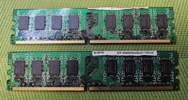 SK Hynix 4Gb (2 x 2GB) PC2-5300U-555-12 