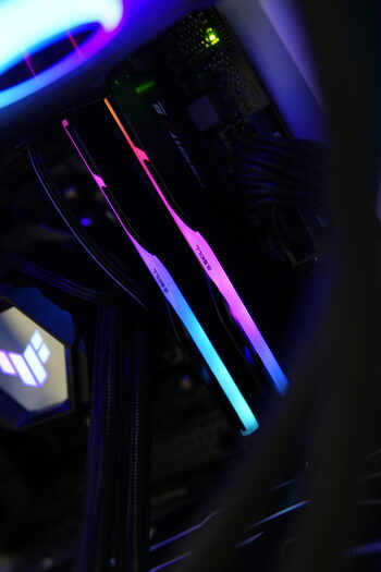 Redeem **7800x3d Rtx 4080 Super** žaidimų monstras