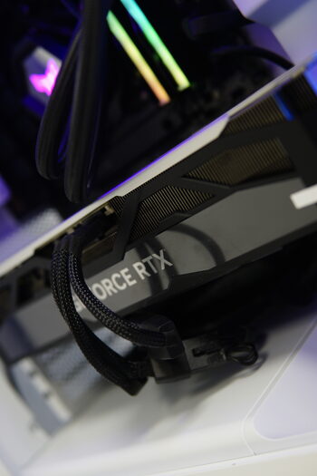Get **7800x3d Rtx 4080 Super** žaidimų monstras