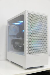 **7800x3d Rtx 4080 Super** žaidimų monstras