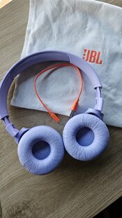 JBL TUNE 525BT