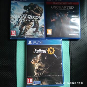 PACK PS4 - GHOST, FALLOUT precintado Y UNCHARTED 
