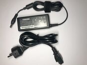 Get Toshiba pa3467e-1ac3 65W 19V 3.42A 5.5 x 2.5mm Genuine Power Adapter Charger