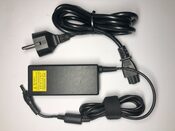 Toshiba pa3467e-1ac3 65W 19V 3.42A 5.5 x 2.5mm Genuine Power Adapter Charger for sale