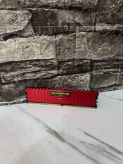 Corsair Vengeance LPX 8 GB (1 x 8 GB) DDR4-2133 Red PC RAM